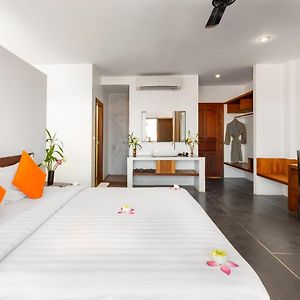 Premier King Room